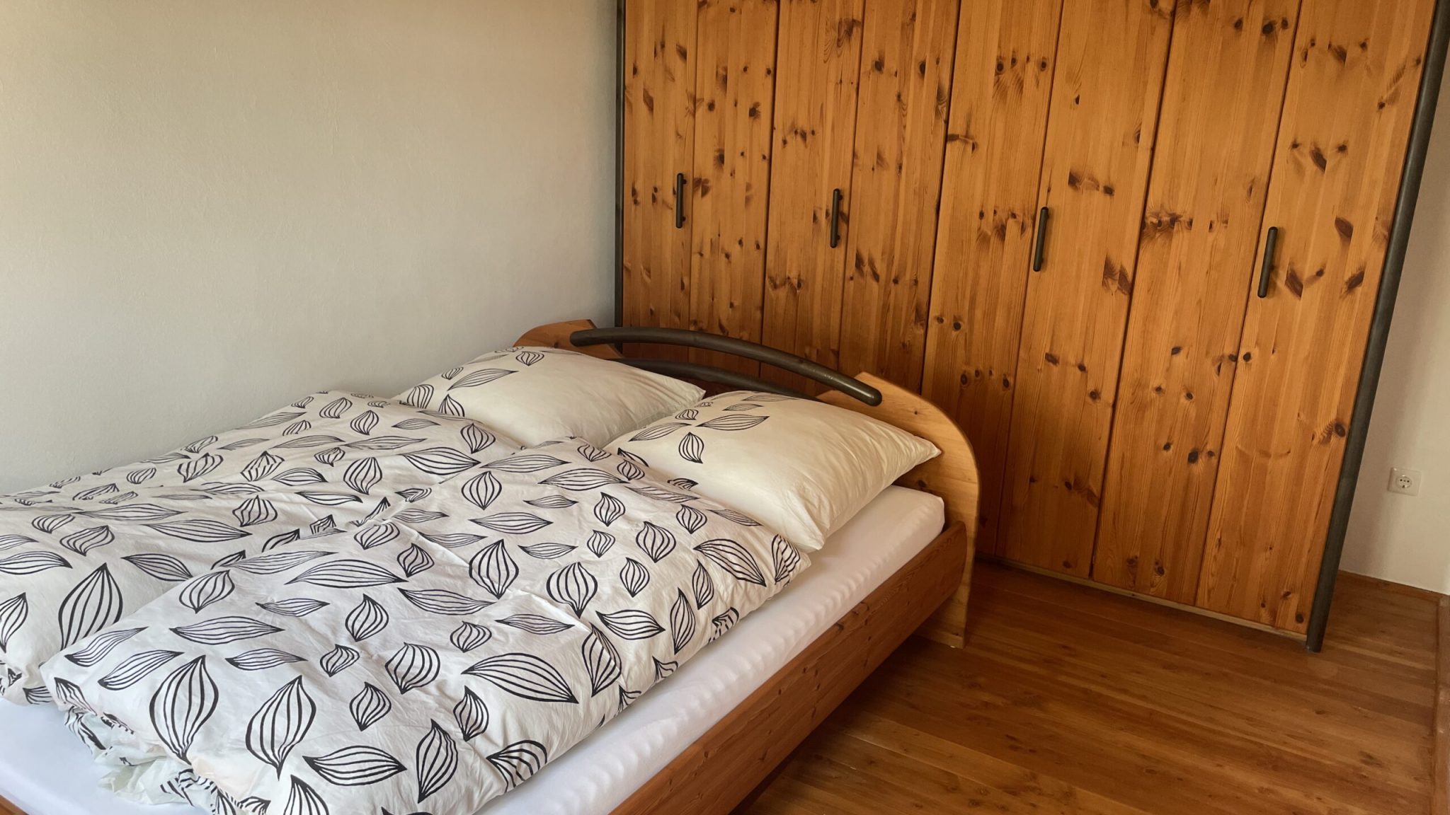 Doppelbett 1. OG (160x200)